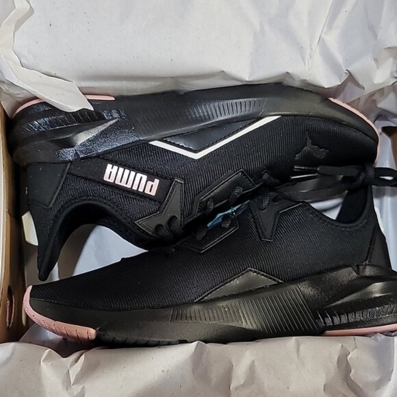 PUMA Women's Platinum Cross Trainer Sneakers - Picture 8 of 10